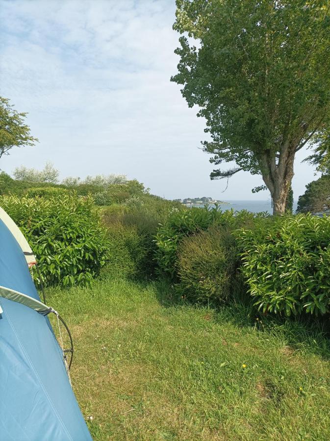 Les Hortensias Grande Tente Familiale Deux Chambres Et Sejour Vue Mer Sur Camping Nature Плестен-ле-Грев Экстерьер фото